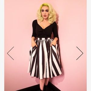 Vixen by Micheline Pitt- Beetlejuice inspired swing skirt 2x